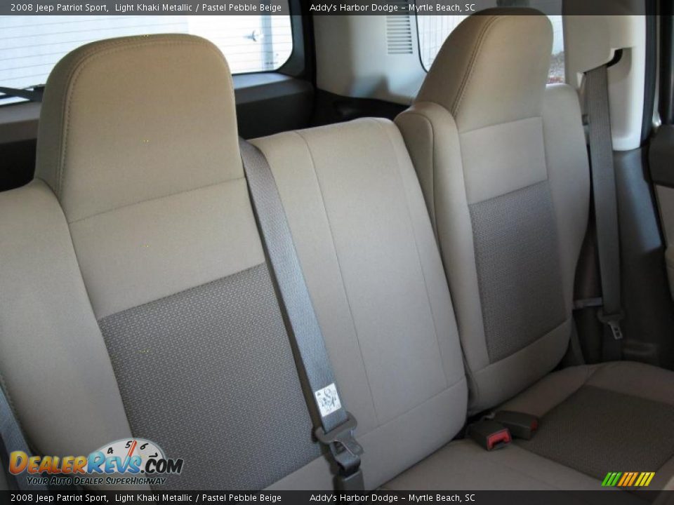 2008 Jeep Patriot Sport Light Khaki Metallic / Pastel Pebble Beige Photo #18