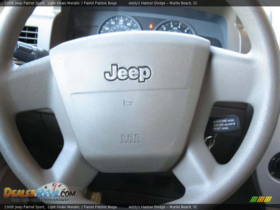 2008 Jeep Patriot Sport Light Khaki Metallic / Pastel Pebble Beige Photo #22