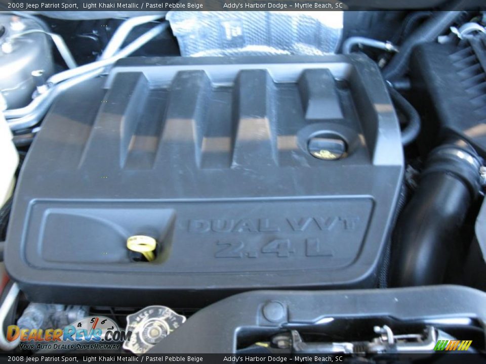 2008 Jeep Patriot Sport Light Khaki Metallic / Pastel Pebble Beige Photo #23