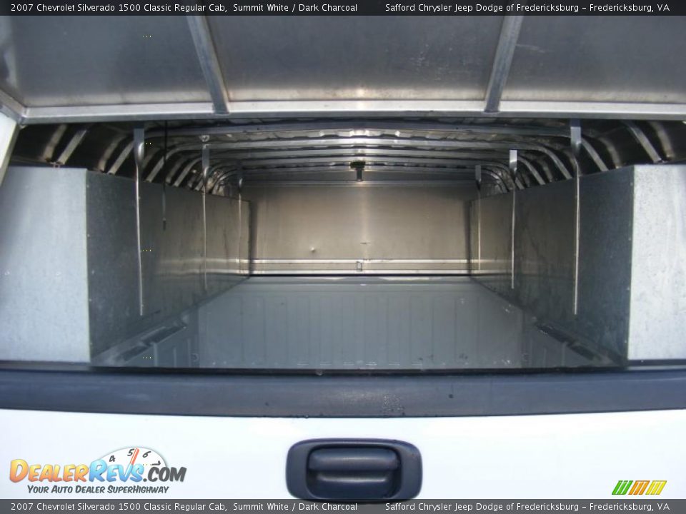 2007 Chevrolet Silverado 1500 Classic Regular Cab Summit White / Dark Charcoal Photo #23
