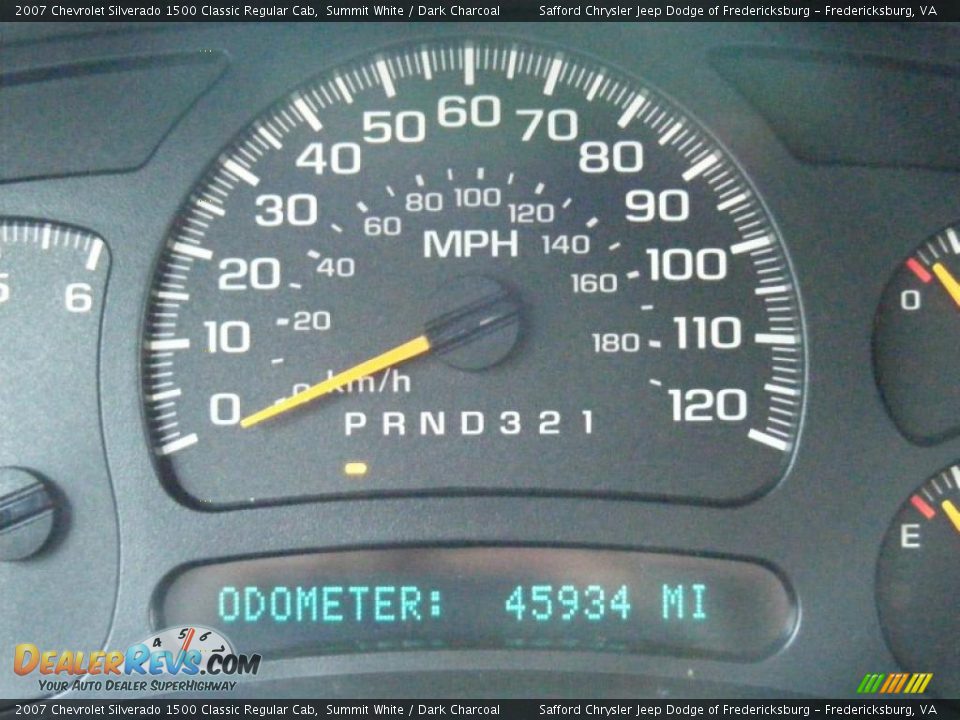 2007 Chevrolet Silverado 1500 Classic Regular Cab Summit White / Dark Charcoal Photo #9
