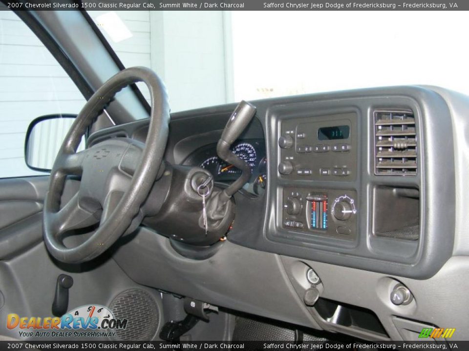 2007 Chevrolet Silverado 1500 Classic Regular Cab Summit White / Dark Charcoal Photo #15