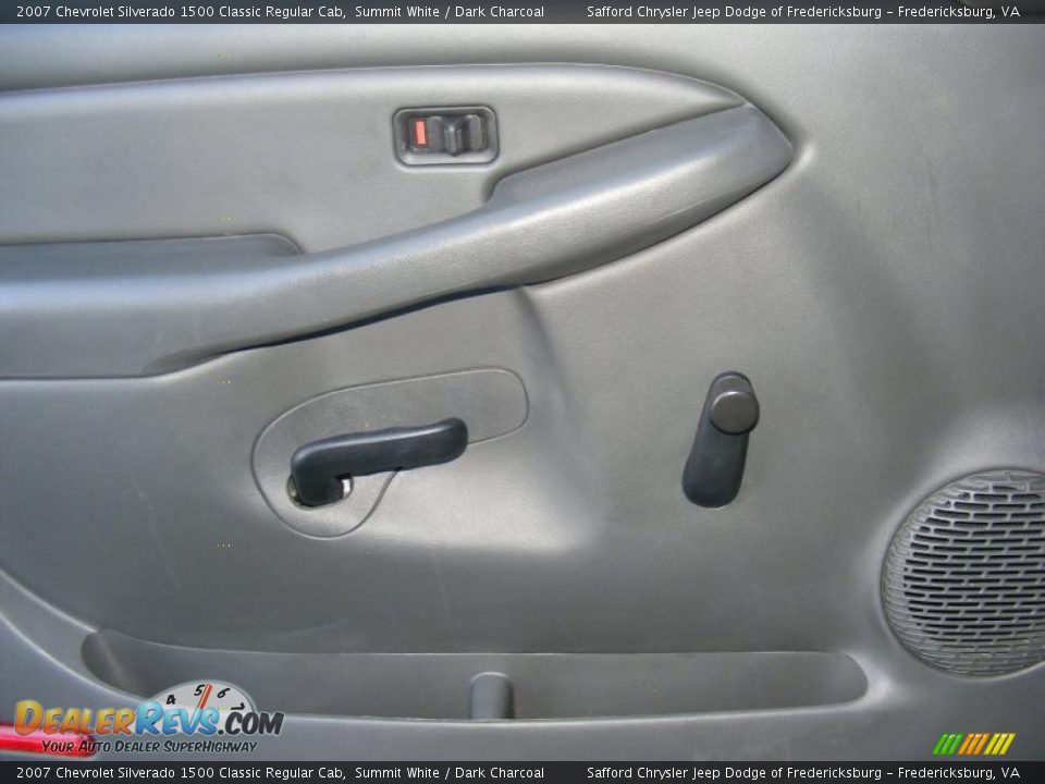 2007 Chevrolet Silverado 1500 Classic Regular Cab Summit White / Dark Charcoal Photo #19