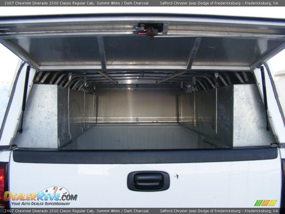 2007 Chevrolet Silverado 1500 Classic Regular Cab Summit White / Dark Charcoal Photo #21