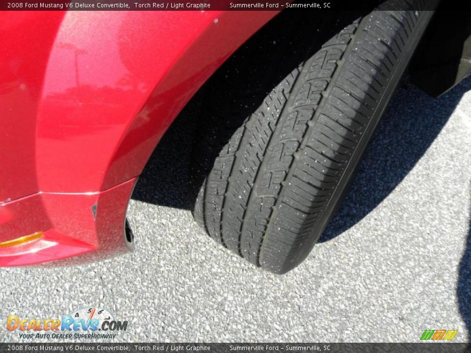2008 Ford Mustang V6 Deluxe Convertible Torch Red / Light Graphite Photo #15