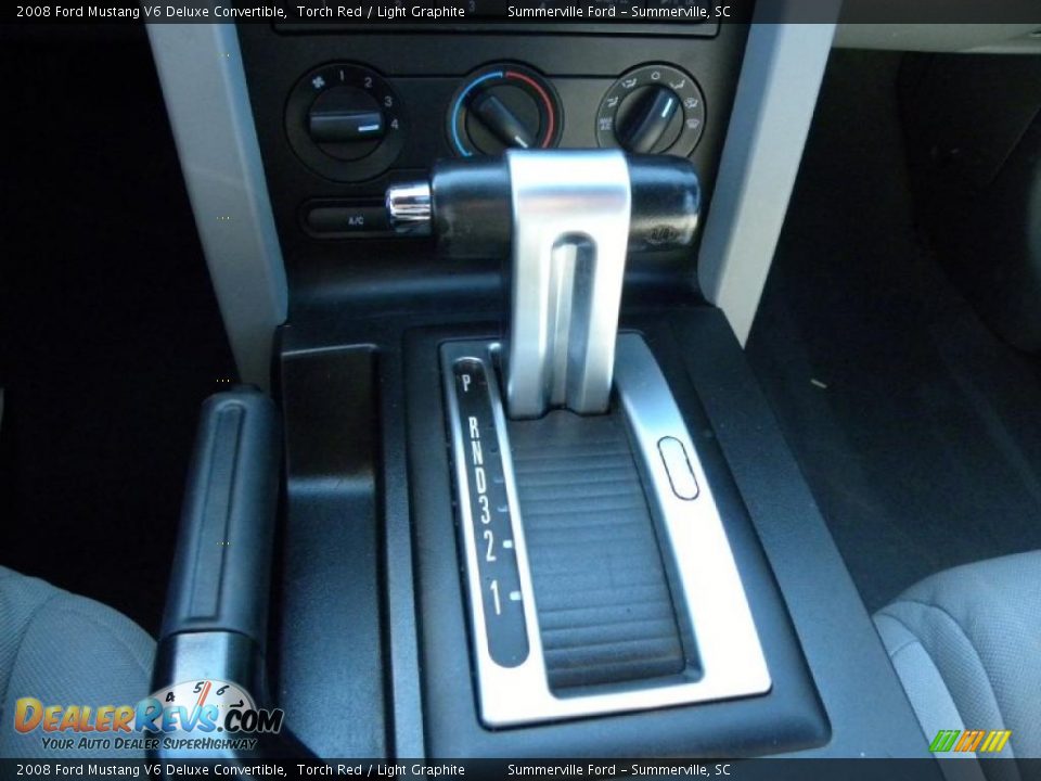 2008 Ford Mustang V6 Deluxe Convertible Torch Red / Light Graphite Photo #17