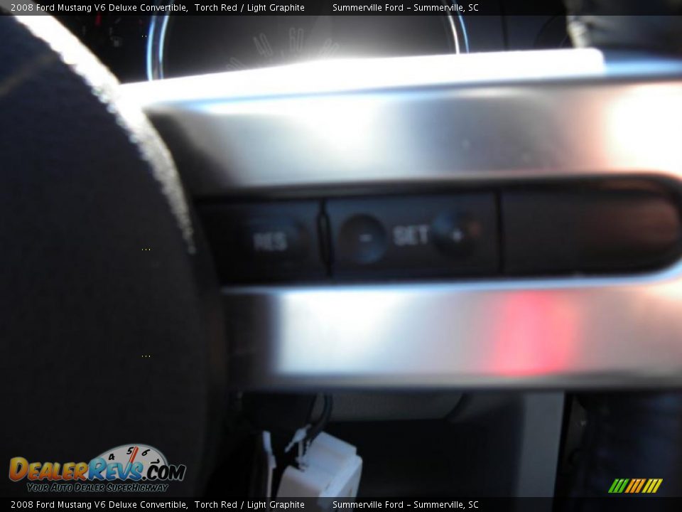 2008 Ford Mustang V6 Deluxe Convertible Torch Red / Light Graphite Photo #19