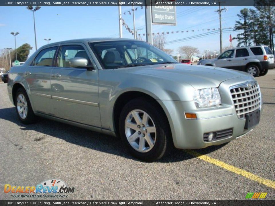 2006 Chrysler 300 Touring Satin Jade Pearlcoat / Dark Slate Gray/Light Graystone Photo #8