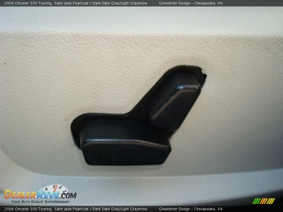 2006 Chrysler 300 Touring Satin Jade Pearlcoat / Dark Slate Gray/Light Graystone Photo #14