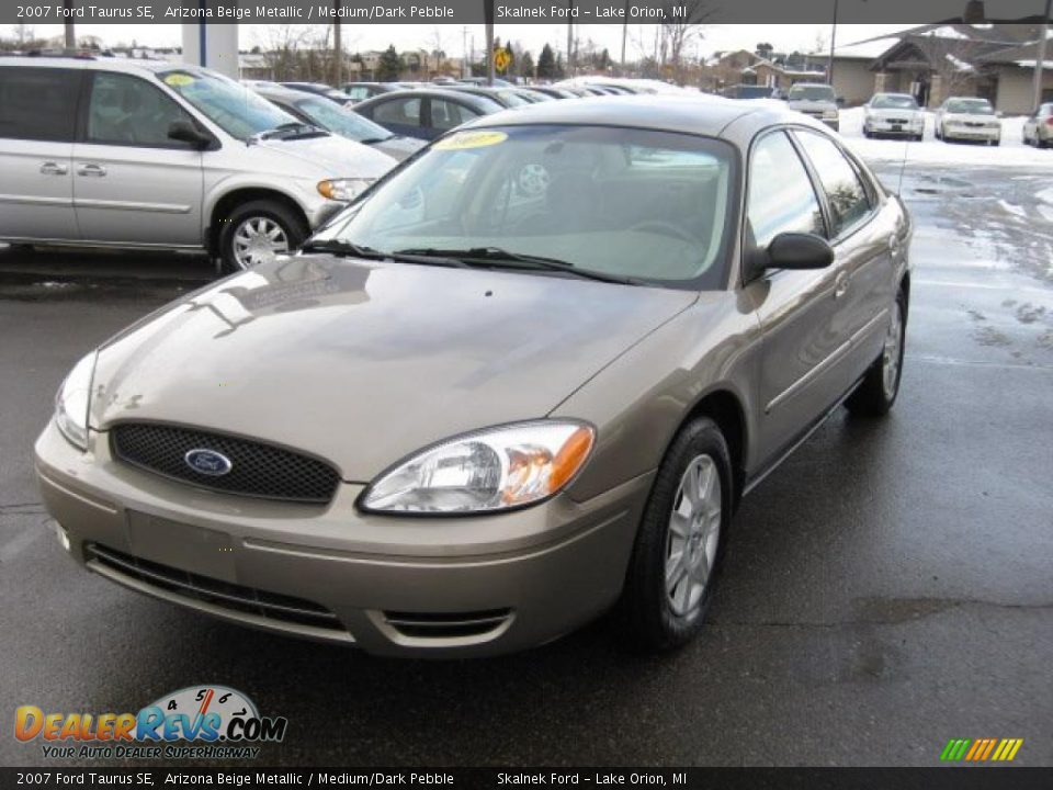 2007 Ford Taurus SE Arizona Beige Metallic / Medium/Dark Pebble Photo #9