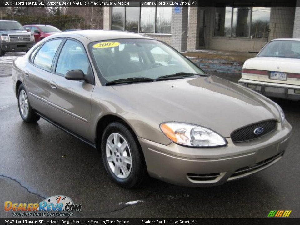 2007 Ford Taurus SE Arizona Beige Metallic / Medium/Dark Pebble Photo #11