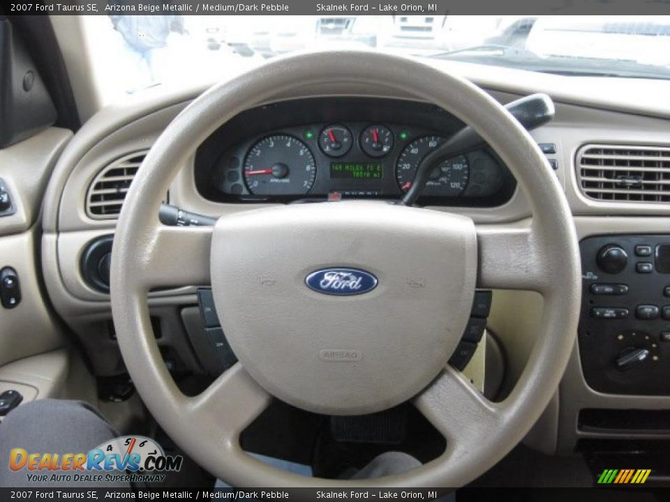 2007 Ford Taurus SE Arizona Beige Metallic / Medium/Dark Pebble Photo #25