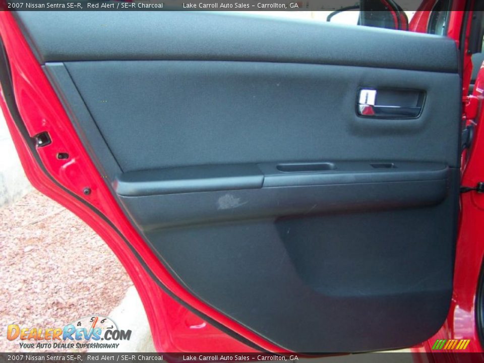 2007 Nissan Sentra SE-R Red Alert / SE-R Charcoal Photo #32