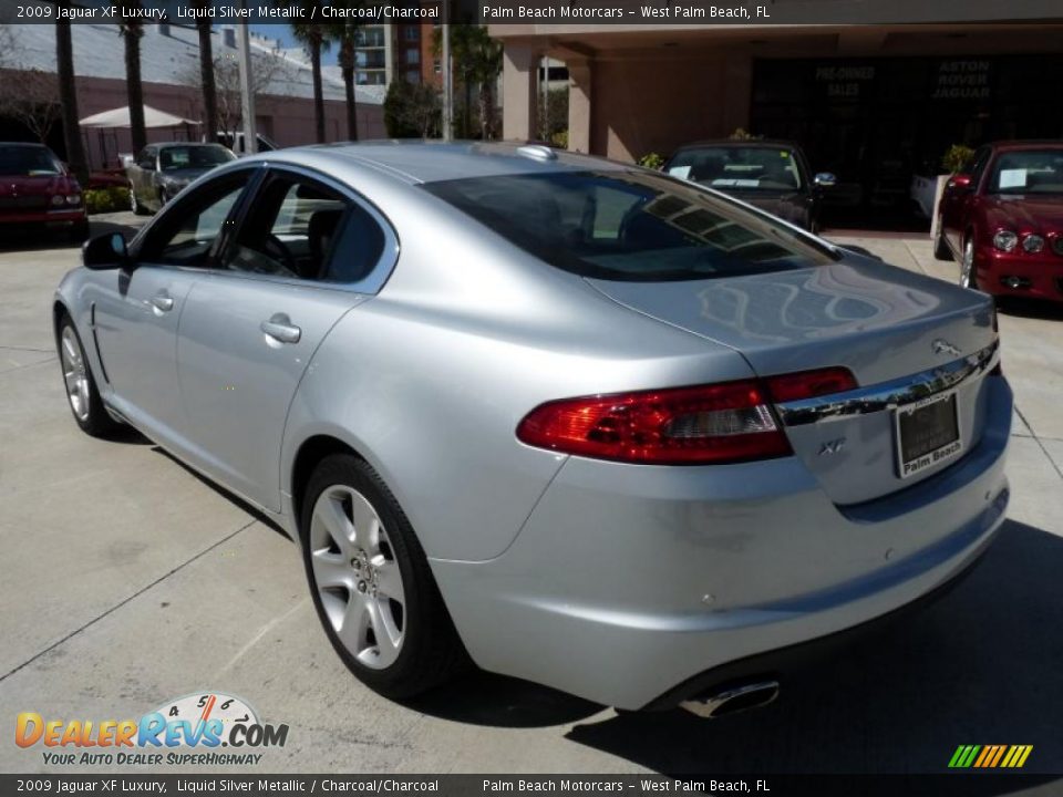 2009 Jaguar XF Luxury Liquid Silver Metallic / Charcoal/Charcoal Photo #4