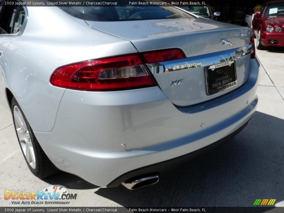 2009 Jaguar XF Luxury Liquid Silver Metallic / Charcoal/Charcoal Photo #7