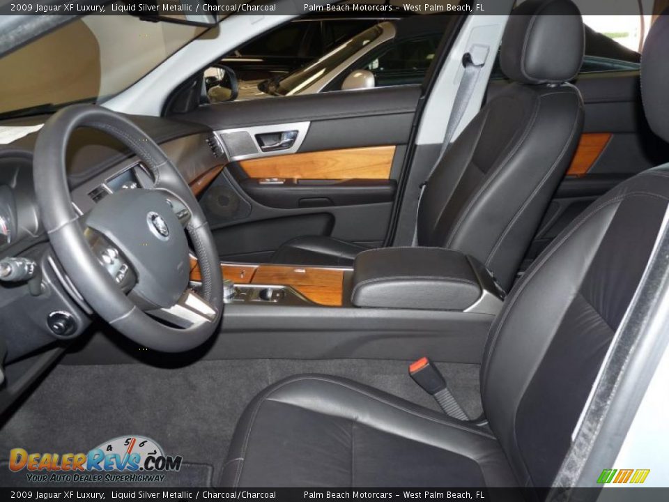 2009 Jaguar XF Luxury Liquid Silver Metallic / Charcoal/Charcoal Photo #15