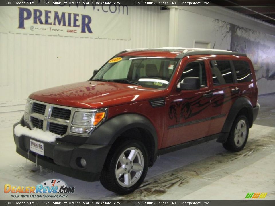 2007 Dodge Nitro SXT 4x4 Sunburst Orange Pearl / Dark Slate Gray Photo #2