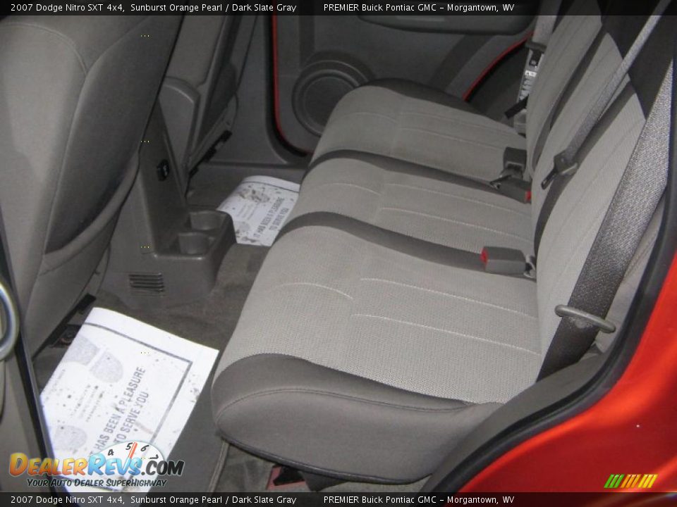 2007 Dodge Nitro SXT 4x4 Sunburst Orange Pearl / Dark Slate Gray Photo #9