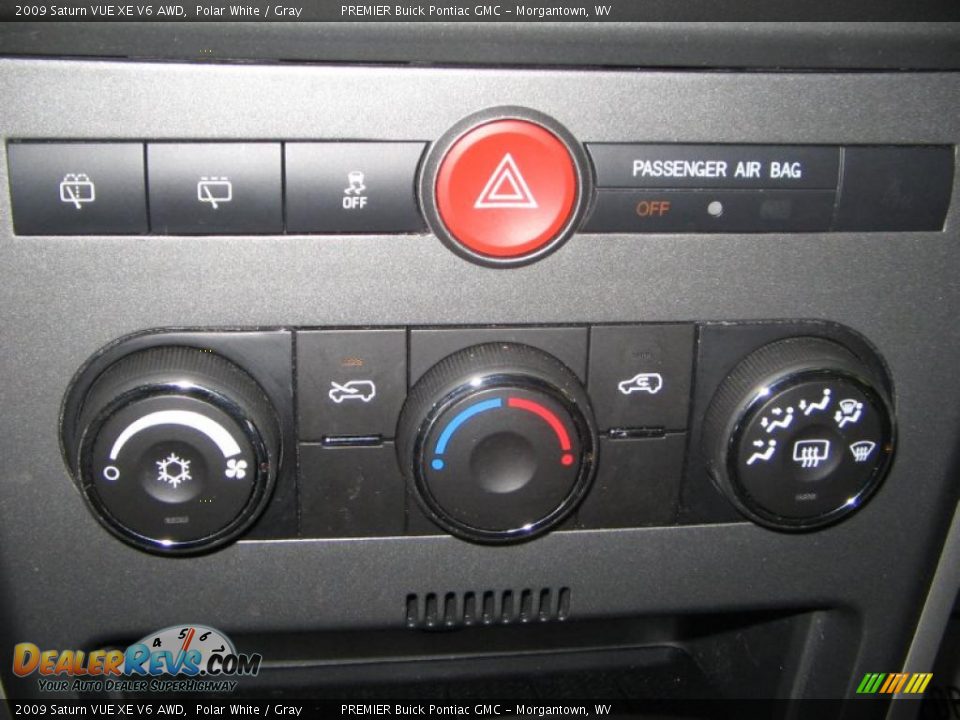 2009 Saturn VUE XE V6 AWD Polar White / Gray Photo #12