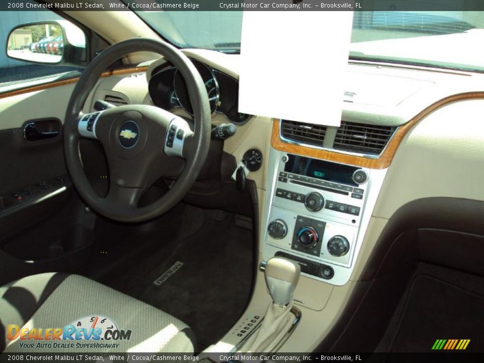 2008 Chevrolet Malibu LT Sedan White / Cocoa/Cashmere Beige Photo #11