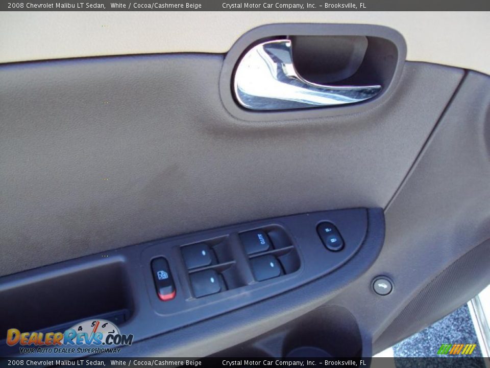 2008 Chevrolet Malibu LT Sedan White / Cocoa/Cashmere Beige Photo #17