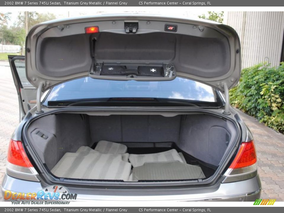 2002 BMW 7 Series 745Li Sedan Titanium Grey Metallic / Flannel Grey Photo #30