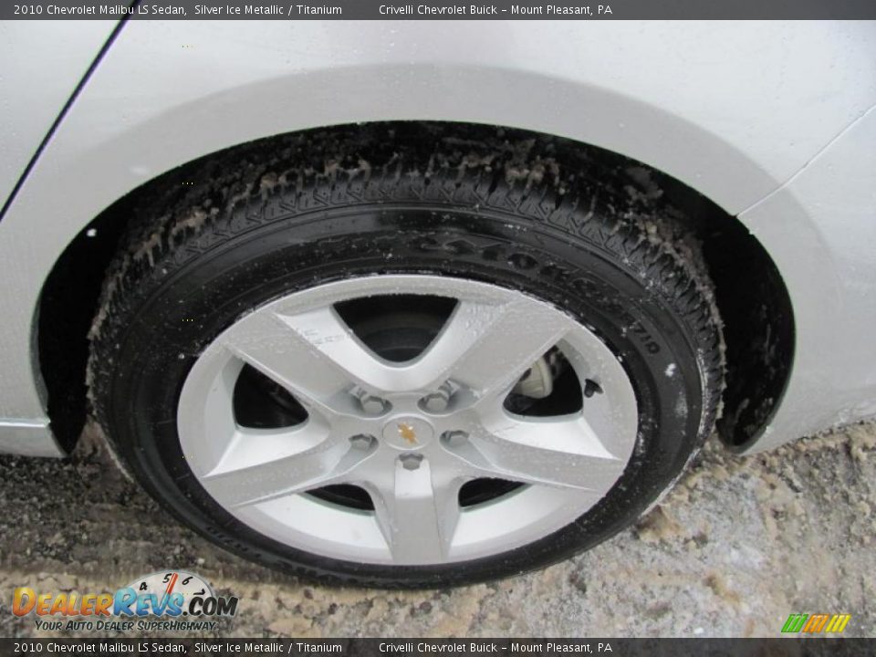 2010 Chevrolet Malibu LS Sedan Silver Ice Metallic / Titanium Photo #3