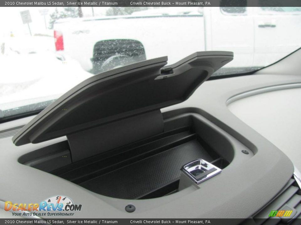 2010 Chevrolet Malibu LS Sedan Silver Ice Metallic / Titanium Photo #22
