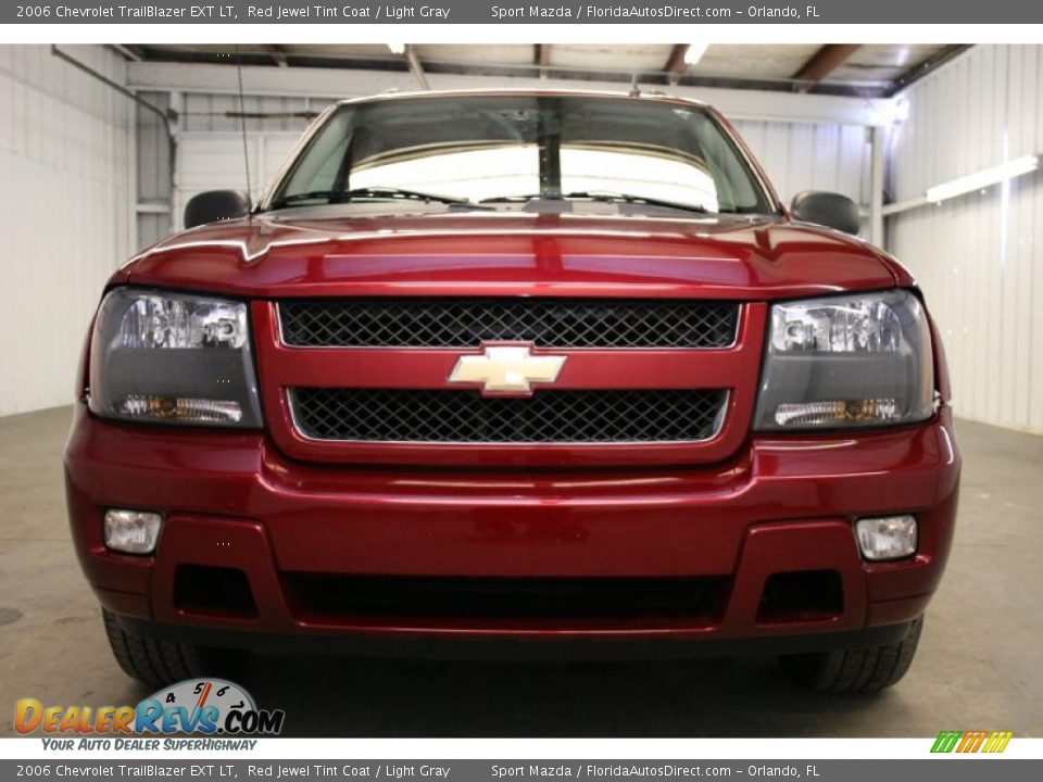 2006 Chevrolet TrailBlazer EXT LT Red Jewel Tint Coat / Light Gray Photo #3