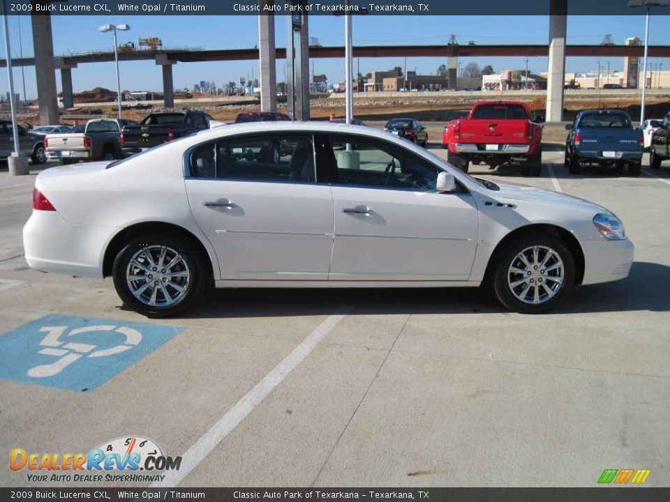 2009 Buick Lucerne CXL White Opal / Titanium Photo #4
