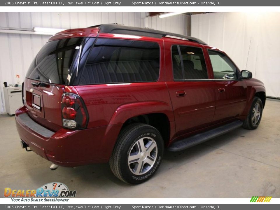 2006 Chevrolet TrailBlazer EXT LT Red Jewel Tint Coat / Light Gray Photo #5