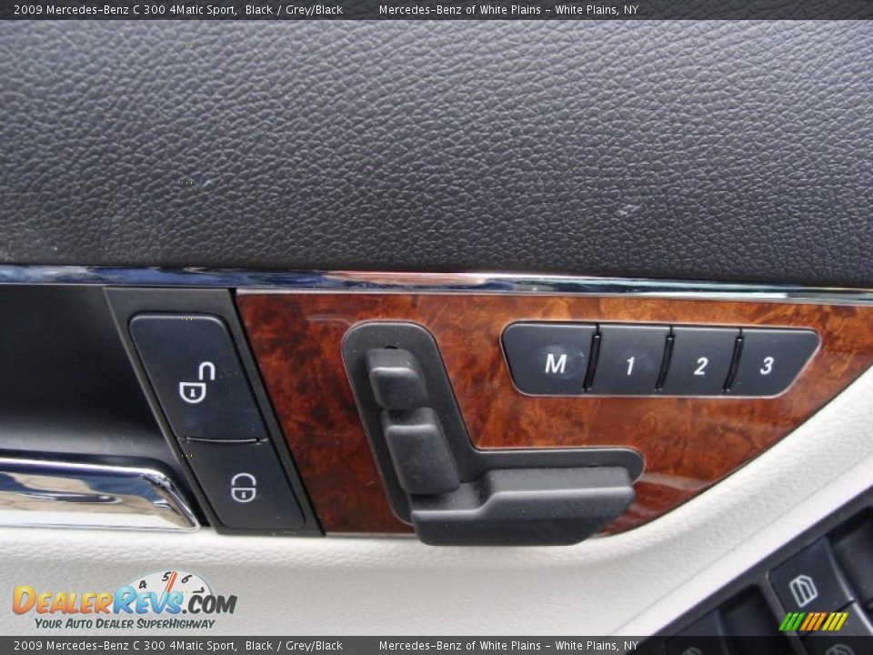 2009 Mercedes-Benz C 300 4Matic Sport Black / Grey/Black Photo #9