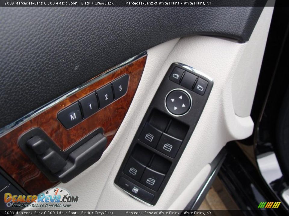 2009 Mercedes-Benz C 300 4Matic Sport Black / Grey/Black Photo #10