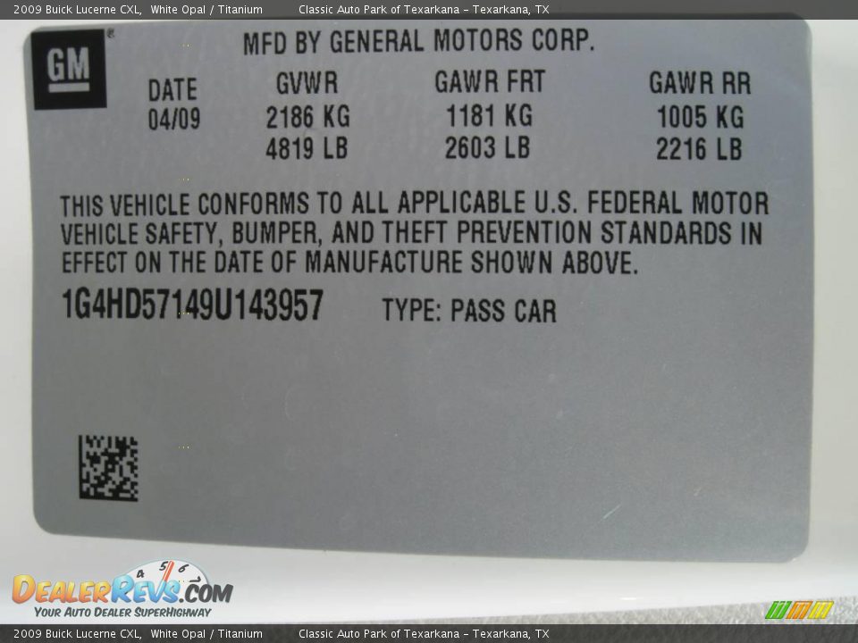 2009 Buick Lucerne CXL White Opal / Titanium Photo #13
