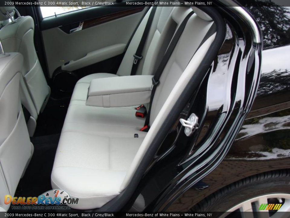 2009 Mercedes-Benz C 300 4Matic Sport Black / Grey/Black Photo #15
