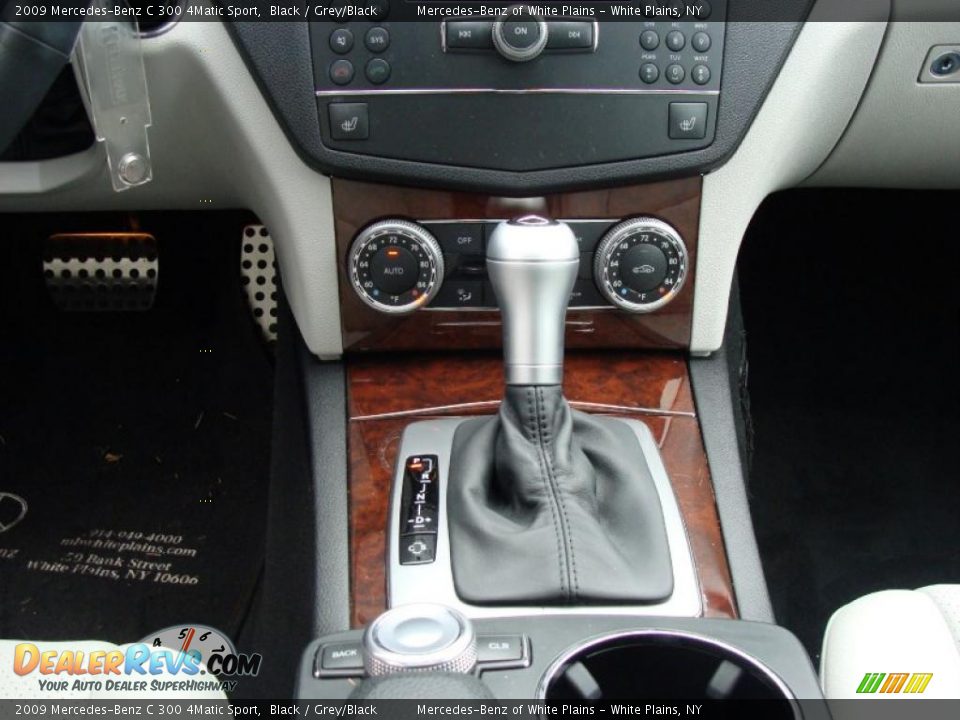 2009 Mercedes-Benz C 300 4Matic Sport Black / Grey/Black Photo #18