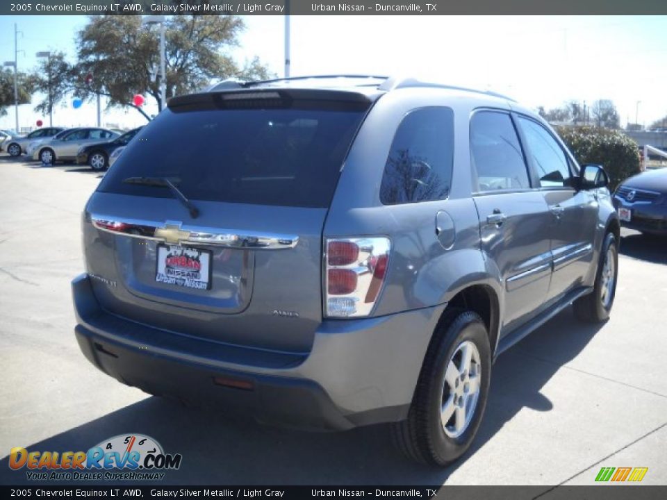 2005 Chevrolet Equinox LT AWD Galaxy Silver Metallic / Light Gray Photo #4