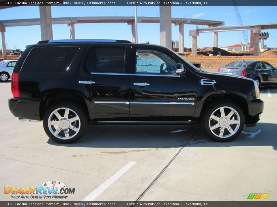 2010 Cadillac Escalade Premium Black Raven / Cashmere/Cocoa Photo #4