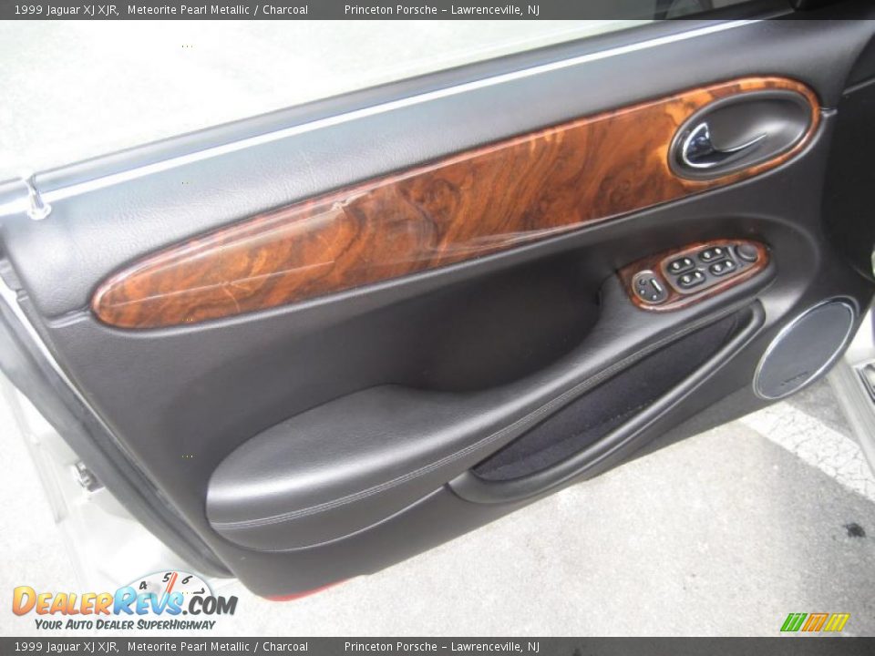 1999 Jaguar XJ XJR Meteorite Pearl Metallic / Charcoal Photo #24