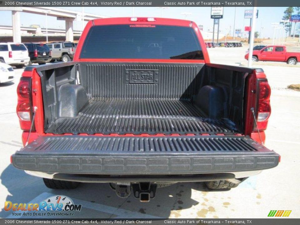 2006 Chevrolet Silverado 1500 Z71 Crew Cab 4x4 Victory Red / Dark Charcoal Photo #7