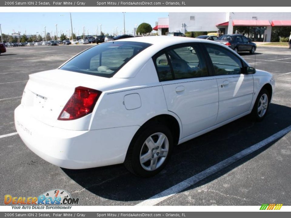 2006 Saturn ION 2 Sedan Polar White / Gray Photo #5