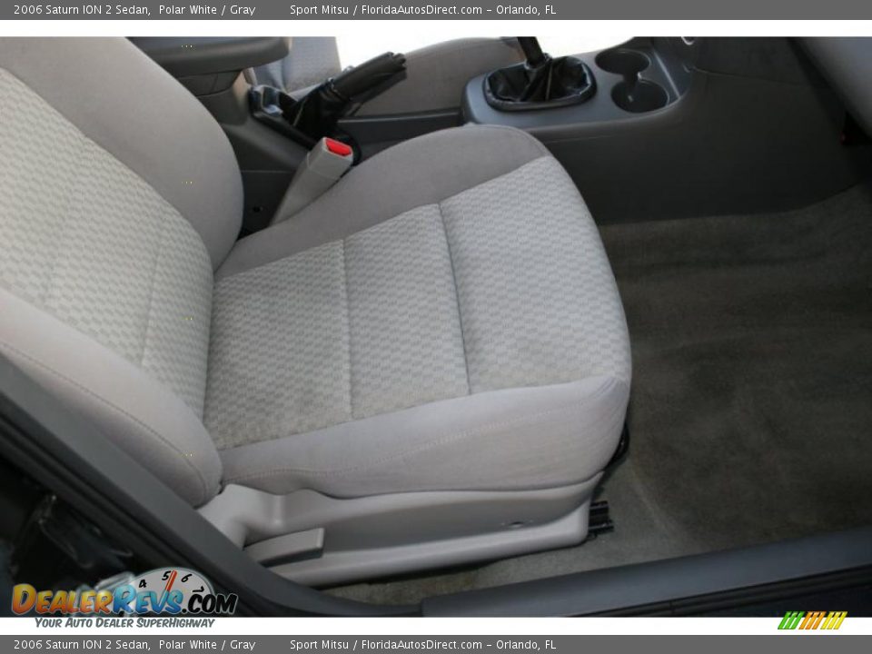 2006 Saturn ION 2 Sedan Polar White / Gray Photo #19