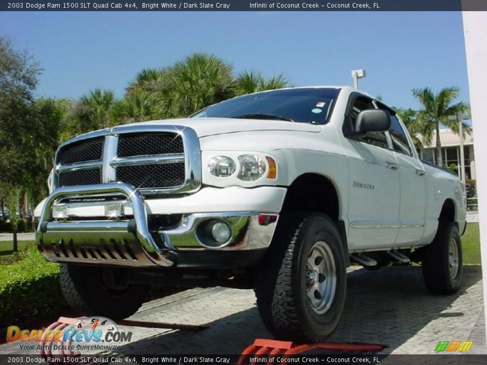 2003 Dodge Ram 1500 SLT Quad Cab 4x4 Bright White / Dark Slate Gray Photo #4