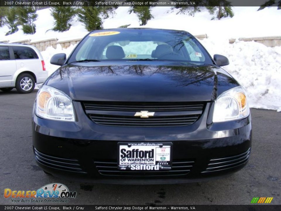 2007 Chevrolet Cobalt LS Coupe Black / Gray Photo #2
