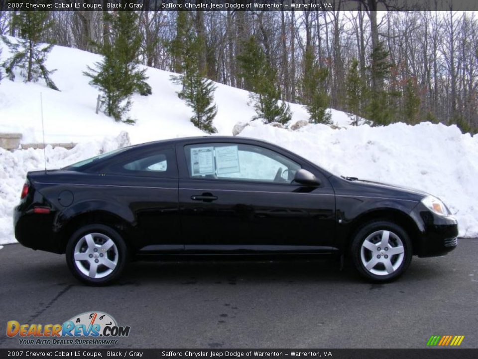 2007 Chevrolet Cobalt LS Coupe Black / Gray Photo #4