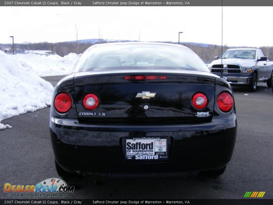 2007 Chevrolet Cobalt LS Coupe Black / Gray Photo #6