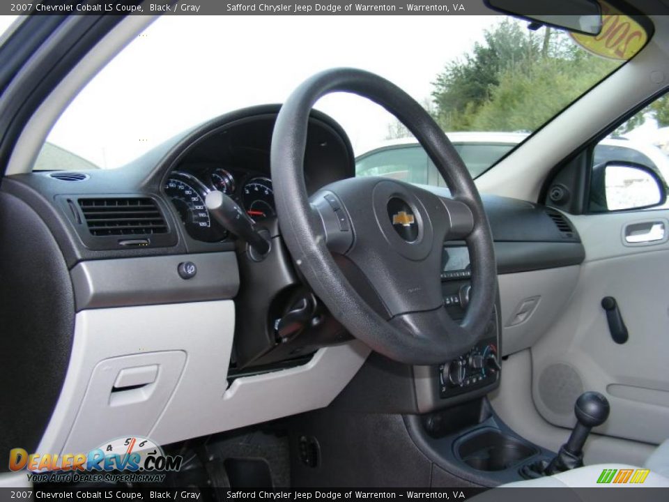 2007 Chevrolet Cobalt LS Coupe Black / Gray Photo #12