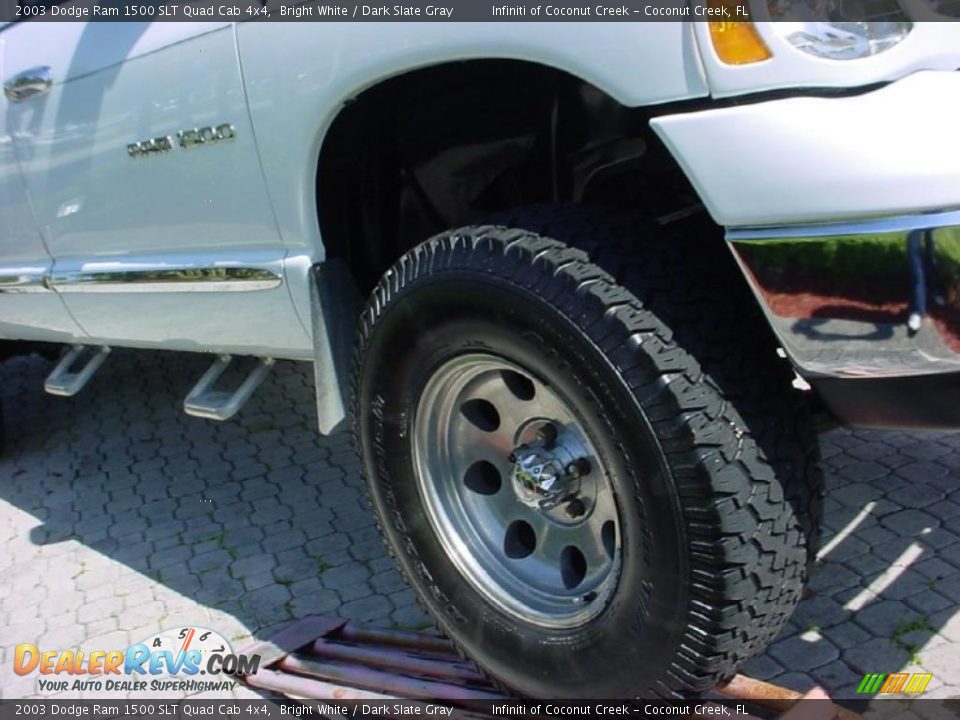 2003 Dodge Ram 1500 SLT Quad Cab 4x4 Bright White / Dark Slate Gray Photo #18