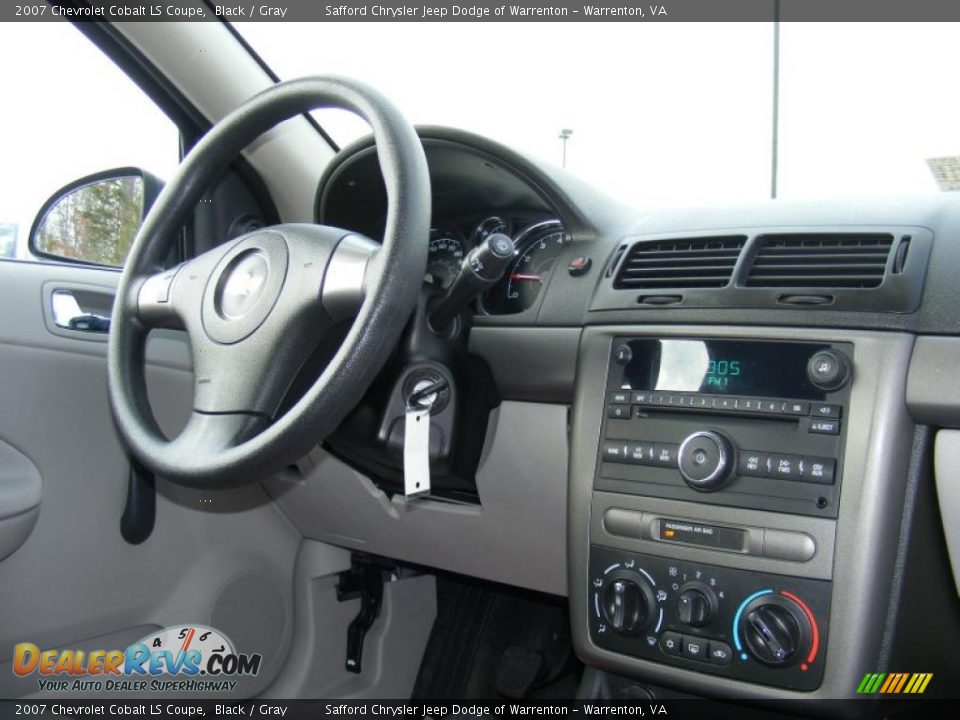 2007 Chevrolet Cobalt LS Coupe Black / Gray Photo #17