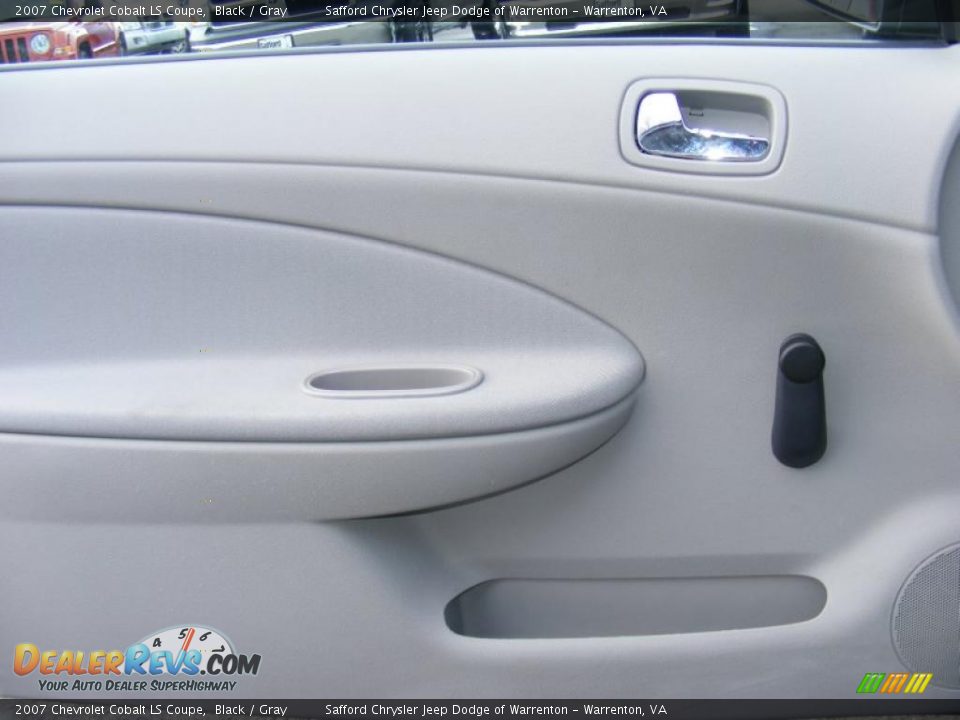 2007 Chevrolet Cobalt LS Coupe Black / Gray Photo #24